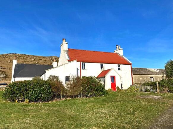 3 bed property, in 2 Hough House, £210,000