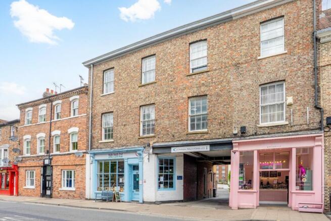 4 bed property, in Walmgate, £600,000