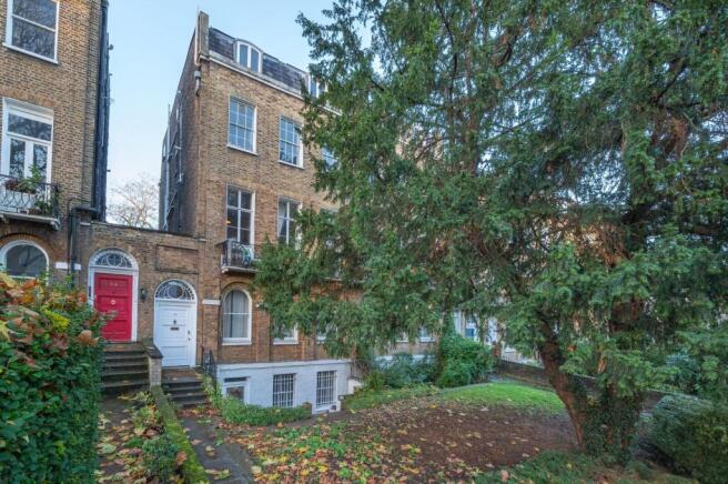 8 bed property, in Camberwell Grove, £2,500,000