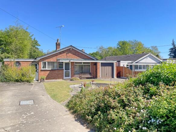 3 bed property, in Rookery Lane, £400,000
