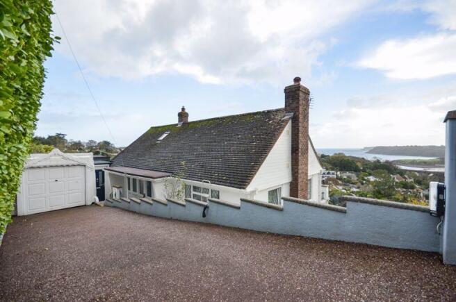 5 bed property, in Dartmouth Road, £630,000