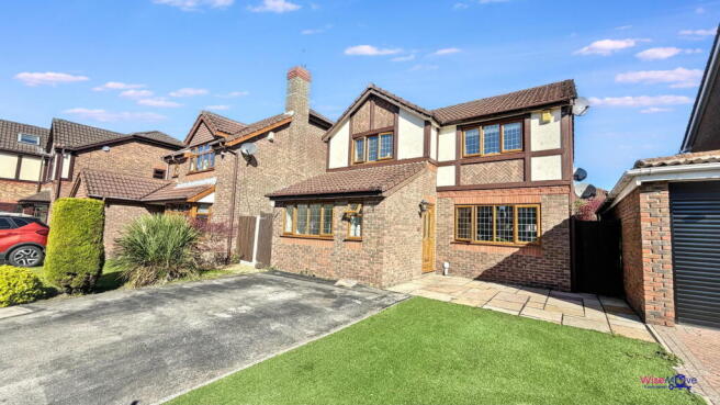 4 bed property, in Upton Grange, £360,000
