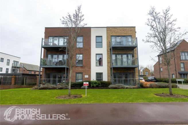 2 bed property, in Doppler Grove, £270,000