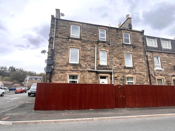 1 bed property, in 31b Mansfield Road, £50,000