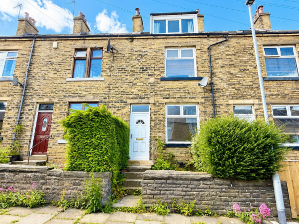 3 bed property, in Springswood Avenue, £175,000