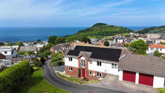 6 bed property, in Channel View, £699,950