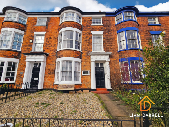3 bed property, in Falsgrave Road, £300,000