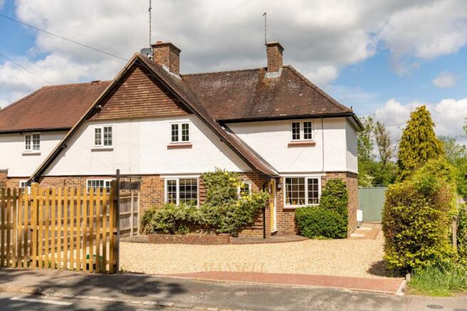 3 bed property, in Cat Street, £600,000