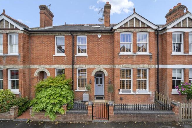 4 bed property, in Holstein Avenue, £880,000