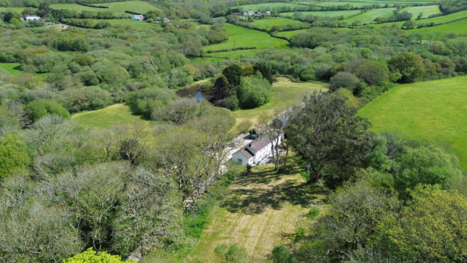 4 bed property, in Ventongimps- a short distance to Perranporth. Stunning cottage, £950,000