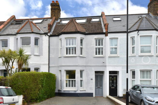 5 bed property, in Kilmorie Road, £800,000