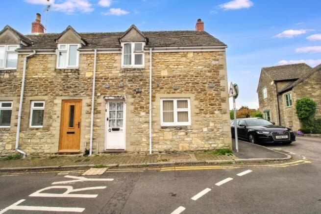 3 bed property, in West Street, £220,000