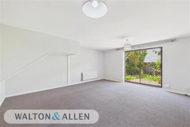 3 bed property, in Clarkson Drive, £200,000