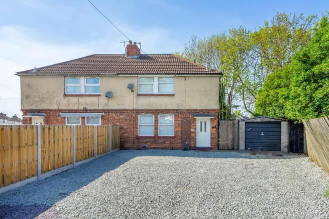 3 bed property, in Tang Hall Lane, £290,000