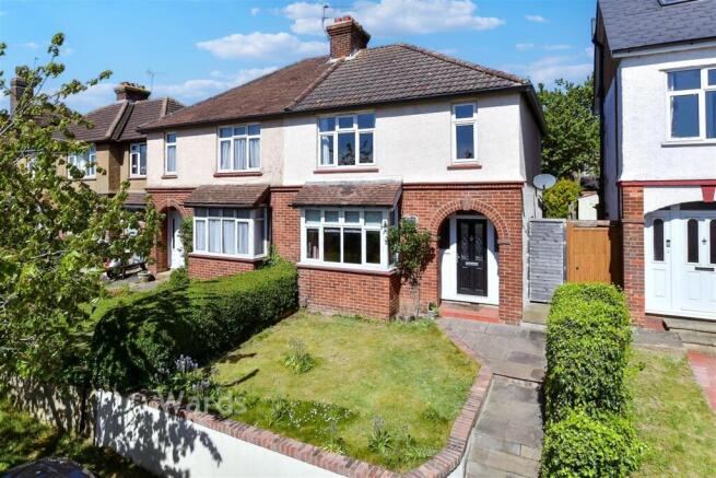 3 bed property, in Tonbridge Road, £400,000