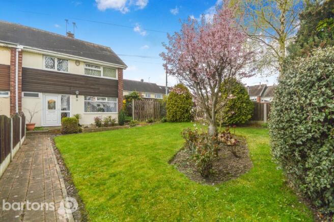 3 bed property, in Lapwater Road, £145,000