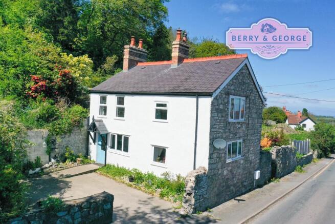 3 bed property, in Brynford Road, £365,000