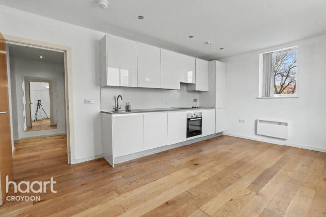 1 bed property, in Stafford Road, £170,000