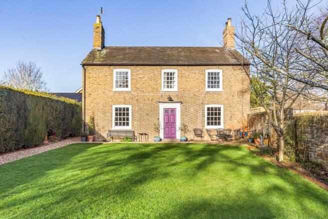 4 bed property, in 15 Church Green, £549,000