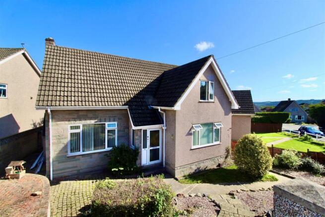 4 bed property, in Spring Valley, £365,000