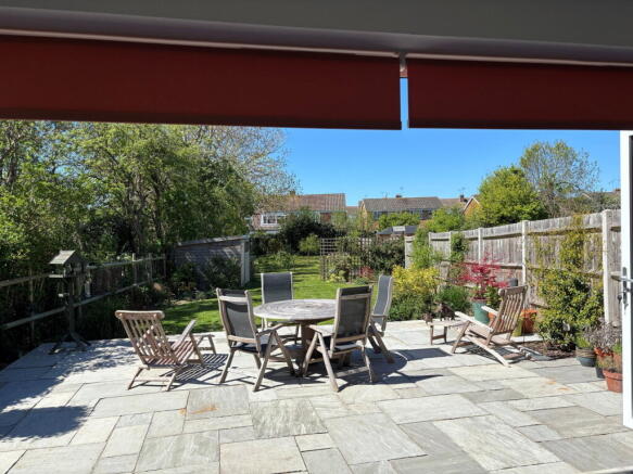 4 bed property, in Staplehurst, £575,000