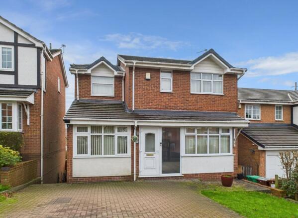 5 bed property, in Boynton Drive, £350,000