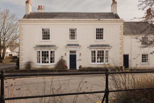 6 bed property, in Sedgefield House, £855,000