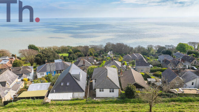 3 bed property, in Ventnor PO38, £399,950