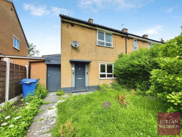 2 bed property, in Matlock Road, £170,000