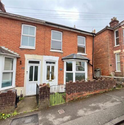 3 bed property, in Ashley Road, £295,000