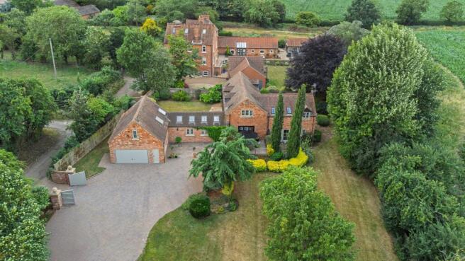 5 bed property, in Discover your dream home this Christmas at Orchard Barn, £1,000,000