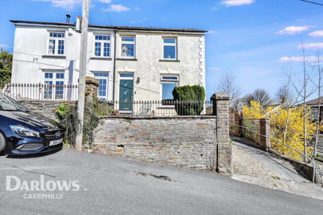 3 bed property, in Kings Hill, £200,000