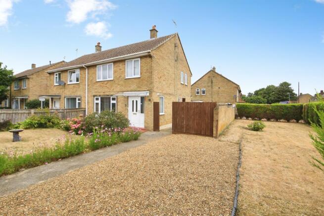 3 bed property, in Mill Road, £230,000