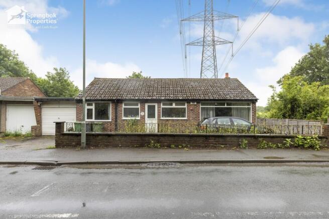 3 bed property, in Field Head Lane, £185,000