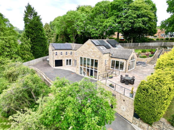 5 bed property, in Tivy Dale, £1,200,000