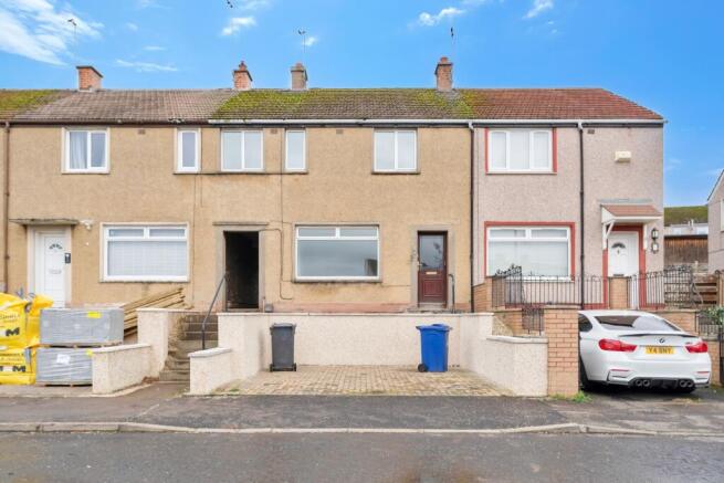 3 bed property, in Braeside Road South, £170,000