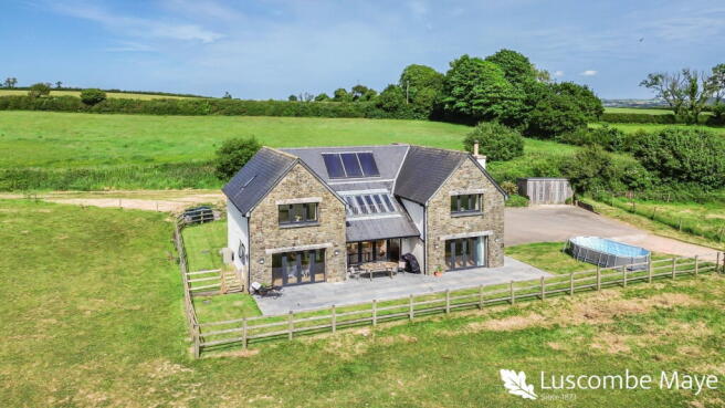 4 bed property, in Modbury PL21, £1,200,000