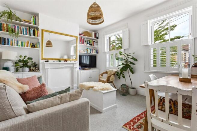 1 bed property, in Trevelyan Road, £375,000