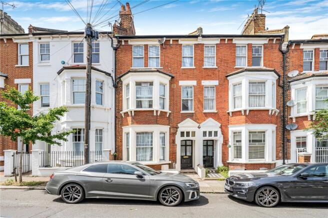 6 bed property, in Garfield Road, £1,200,000