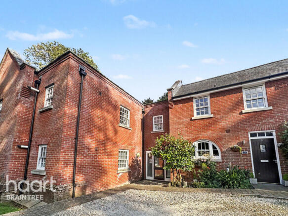 2 bed property, in Beridge Mews, £220,000