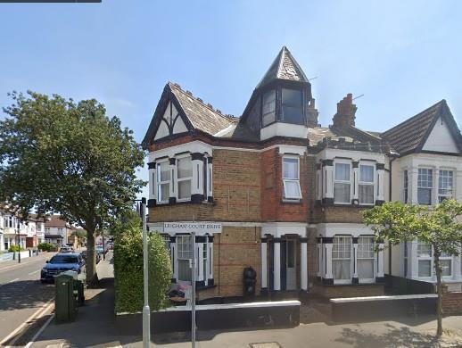 5 bed property, in Leigham Court Drive, £760,000