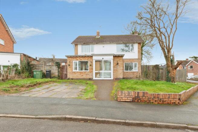 4 bed property, in Shipston Hill, £425,000