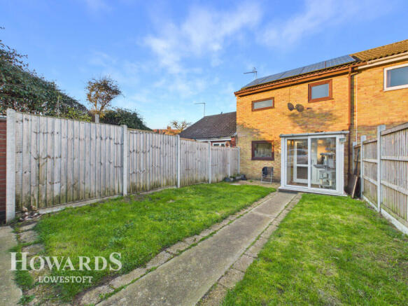2 bed property, in Mylodon Road, £170,000