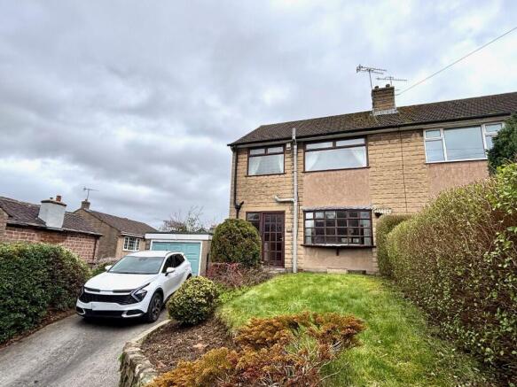3 bed property, in The Hill, £250,000