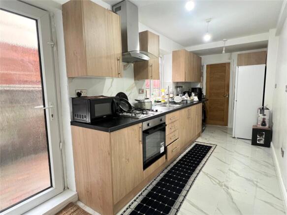3 bed property, in Weston Street, £210,000