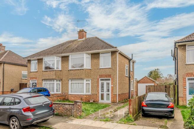 3 bed property, in Tasmania Road, £300,000