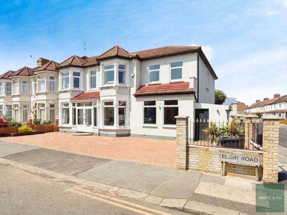 5 bed property, in Elgin Road, £1,000,000