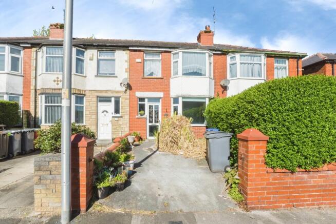 3 bed property, in Lancaster Road, £95,000