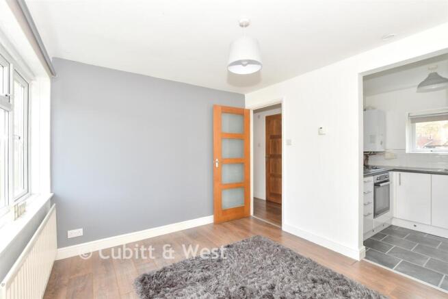 1 bed property, in Capricorn Close, £155,000
