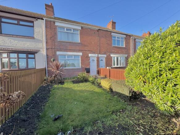 3 bed property, in Glenholme Terrace, £53,000
